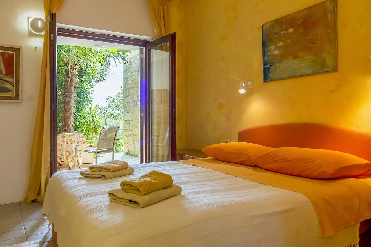 Apartament Studios Burle Medulin